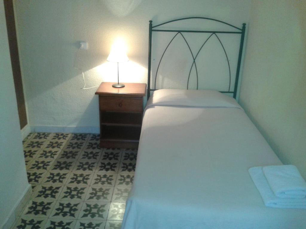Hostal Santa Teresa Reus Zewnętrze zdjęcie