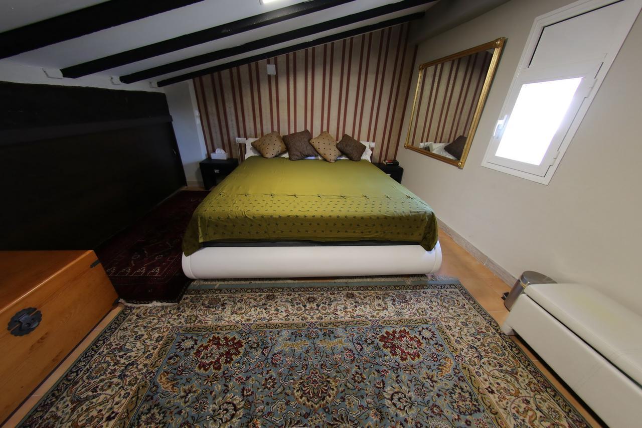 Hostal Santa Teresa Reus Zewnętrze zdjęcie